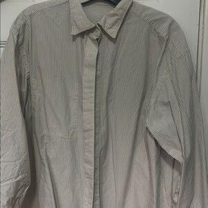 Uniqlo Men's Striped Gray Shirt